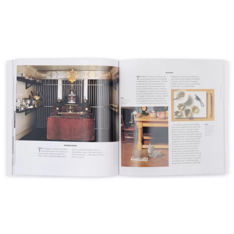 queens_marys_dolls_house_official_souvenir_guide_2.webp Queen'S Mary'S Doll'S House: Official Souvenir Guide*Royal Collection Shop Outlet