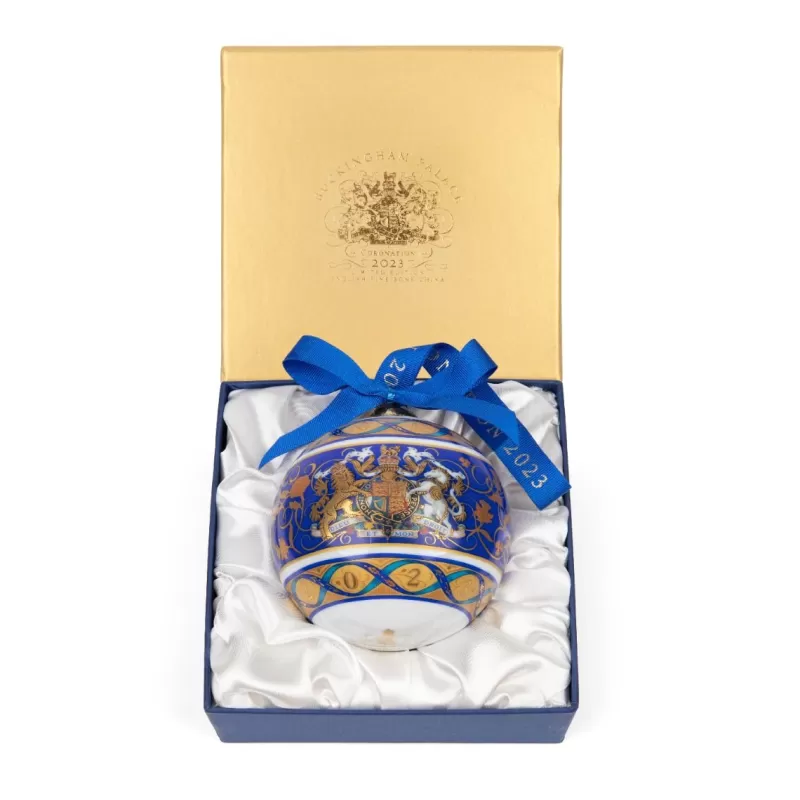 the_coronation_limited_edition_bauble_3.webp The Coronation Limited Edition Bauble*Royal Collection Shop Outlet